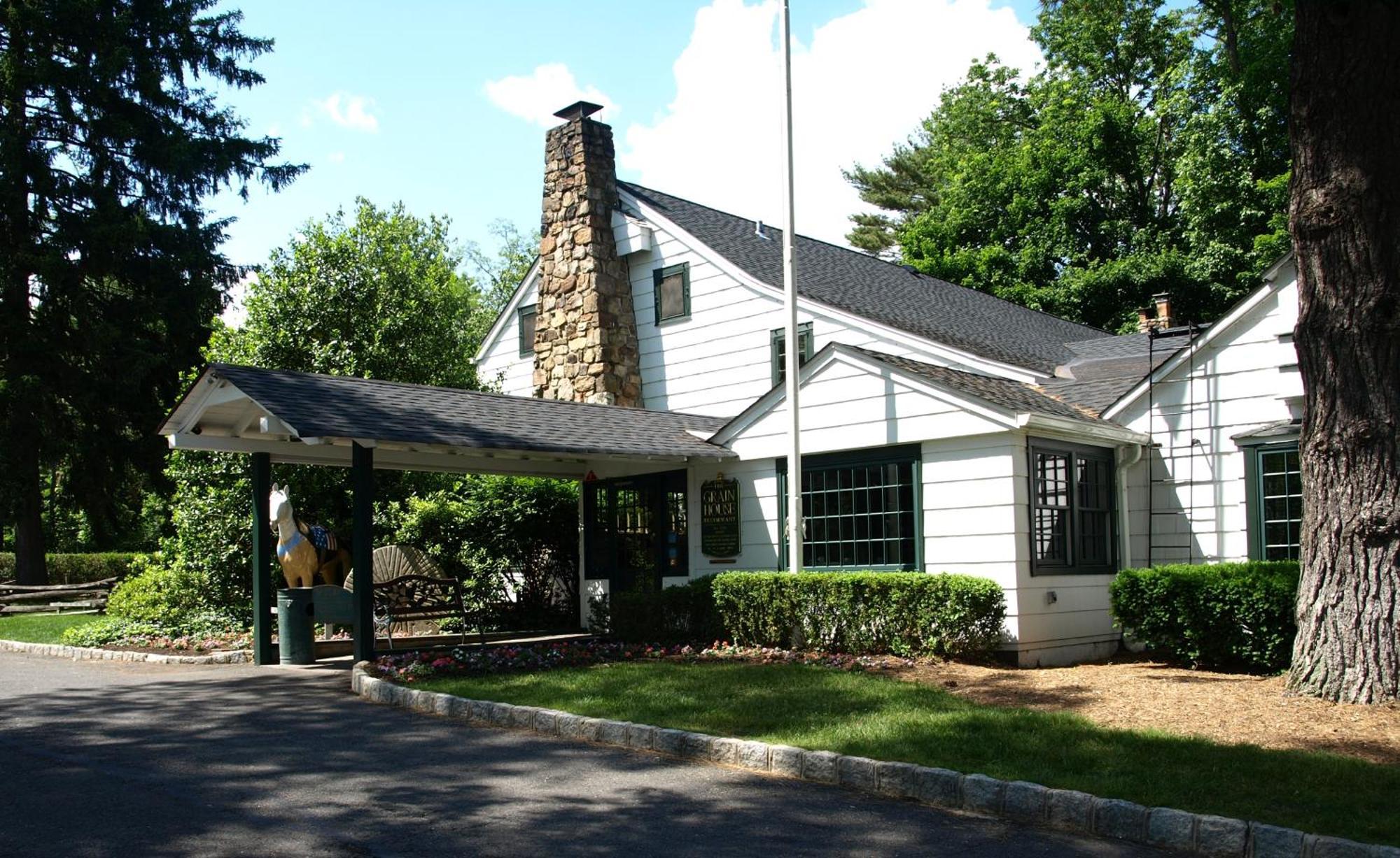 The Olde Mill Inn Basking Ridge Ngoại thất bức ảnh